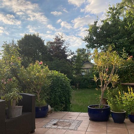 Privatzimmer Am Volkspark - Naehe Arenen Und Trabrennbahn 함브루크 외부 사진