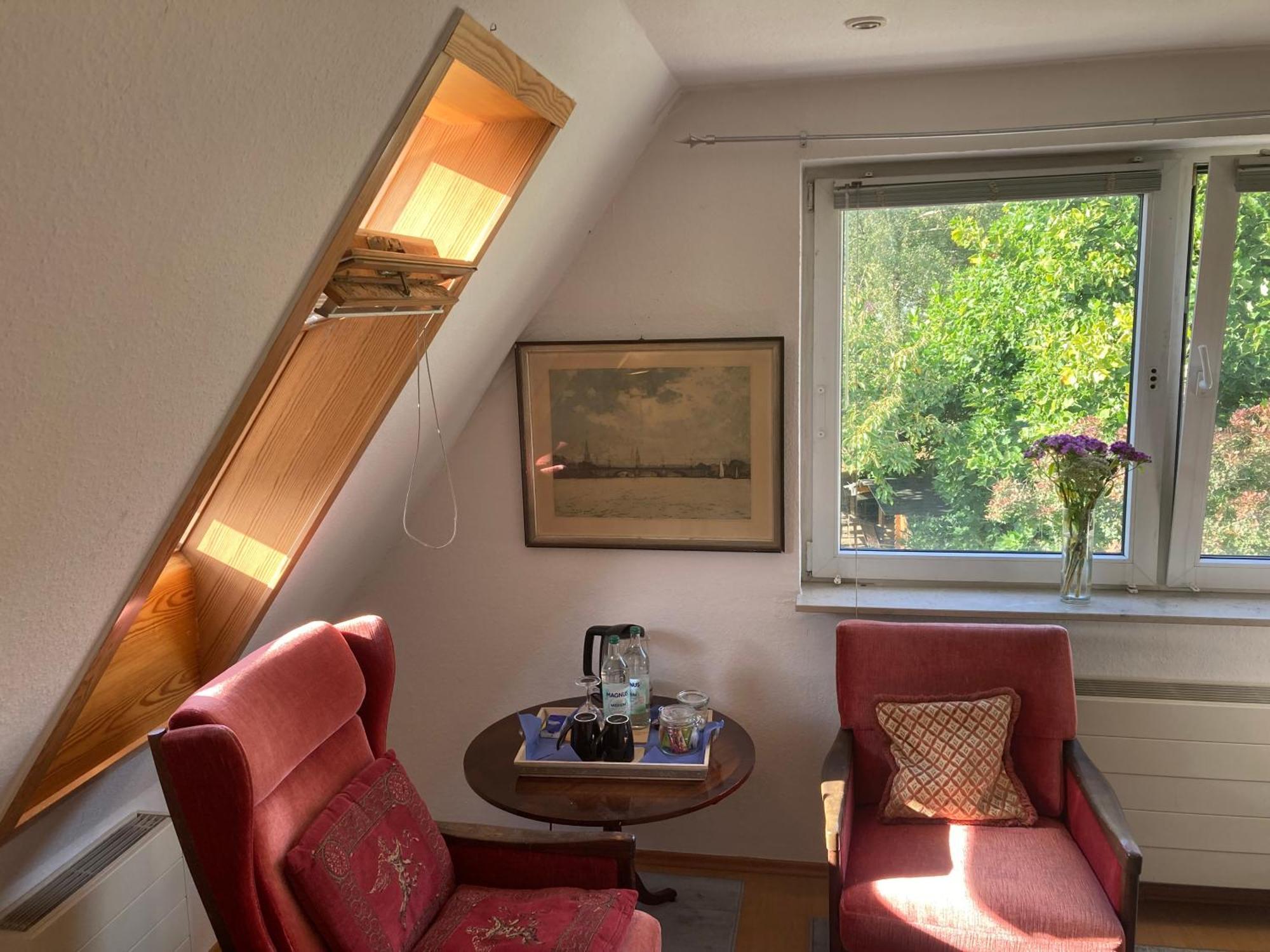 Privatzimmer Am Volkspark - Naehe Arenen Und Trabrennbahn 함브루크 외부 사진