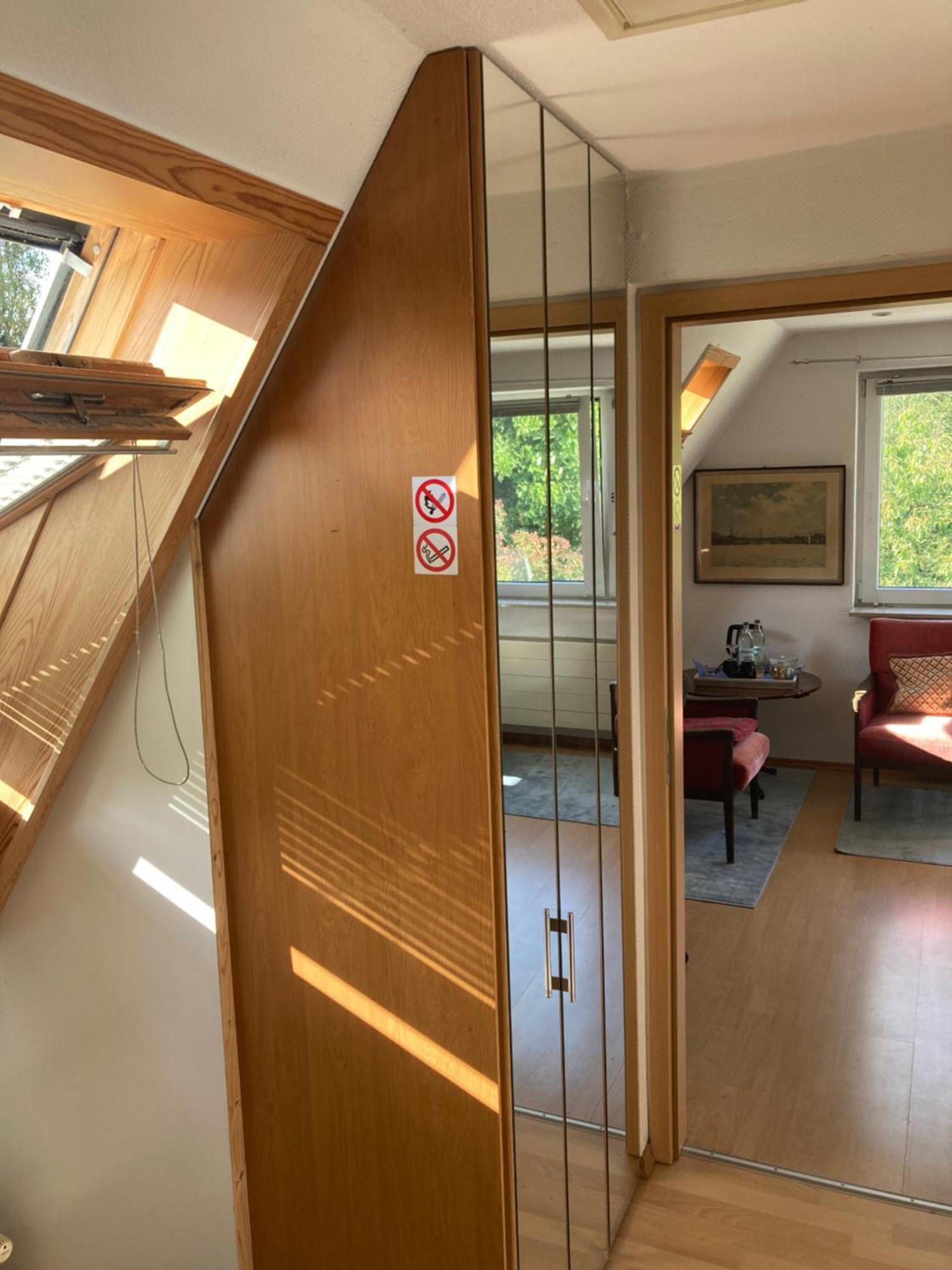 Privatzimmer Am Volkspark - Naehe Arenen Und Trabrennbahn 함브루크 외부 사진